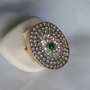 White-and-Green-Strass